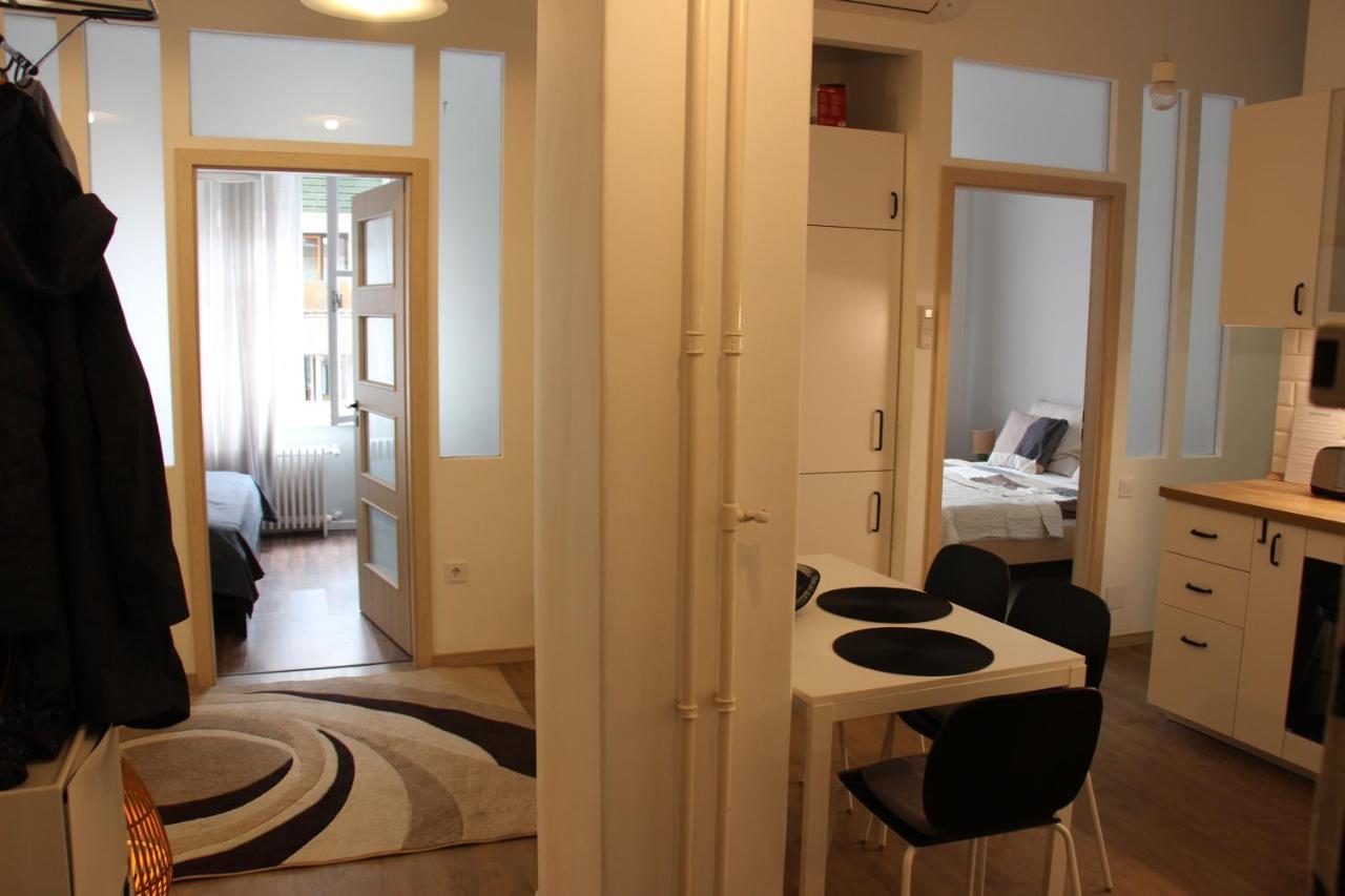 Larix Apartman Budapest Exterior foto