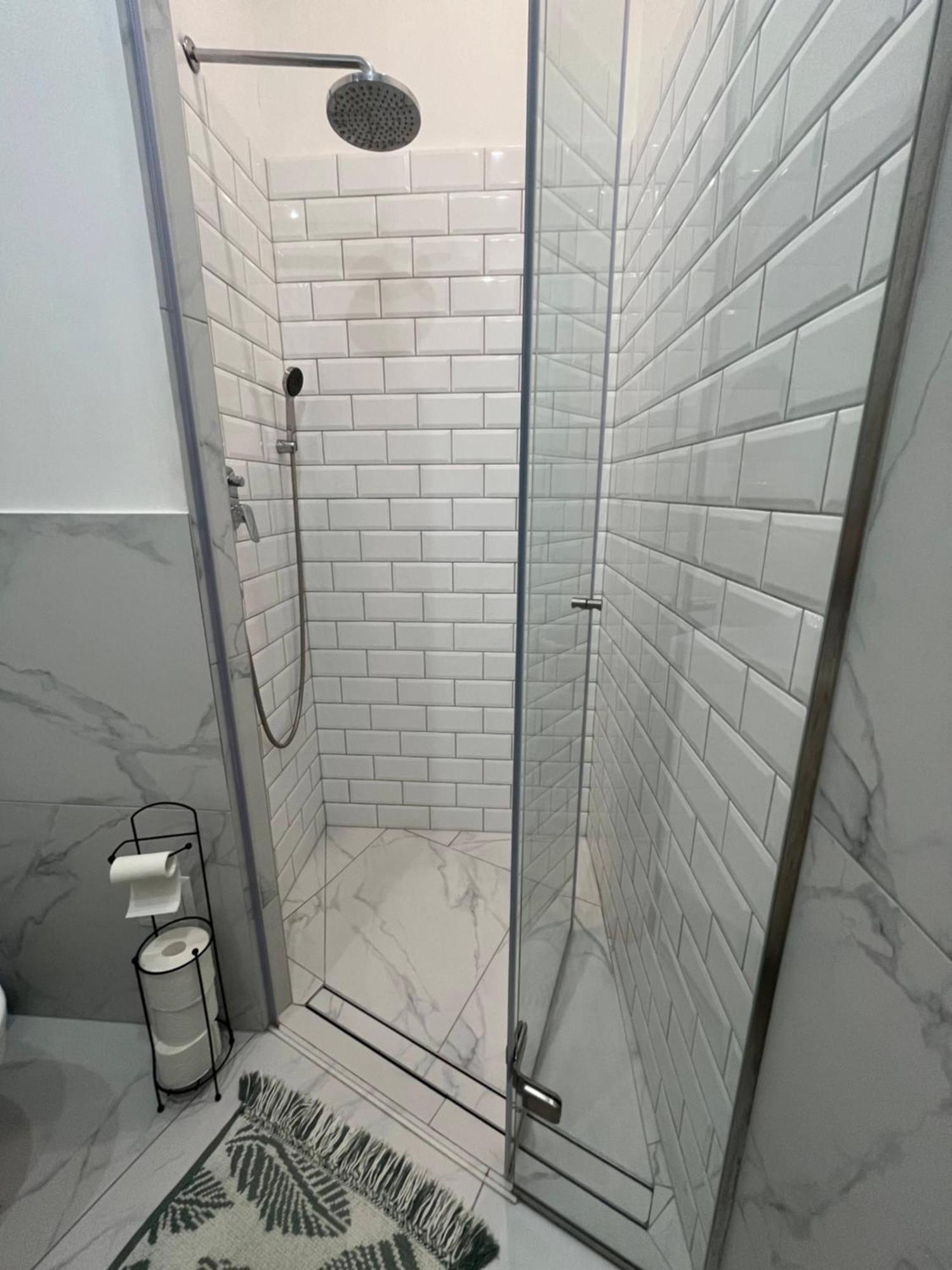 Larix Apartman Budapest Exterior foto
